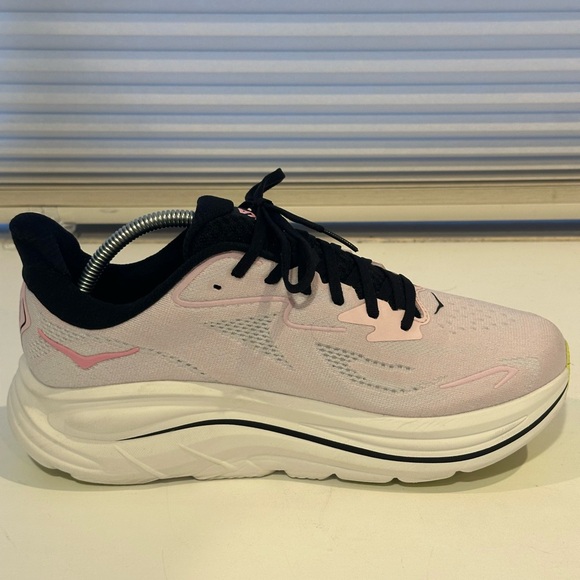 Hoka Clifton 10 Women's Pink Running Shoes size 10.5B - Picture 5 of 9